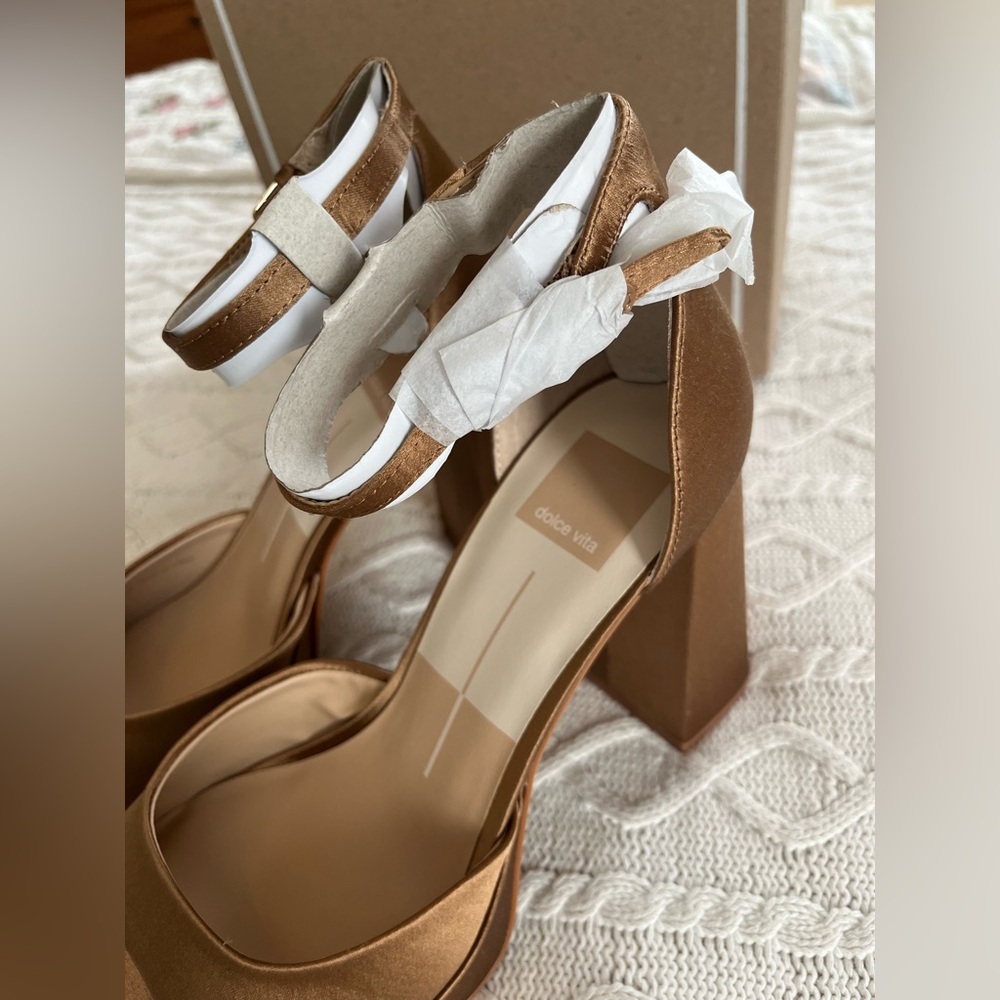 Dolce Vita “Pandora” Ankle Buckle mid- brown Platform Block Heel Sandals SZ 9 - Picture 14 of 16